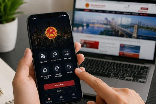Tin vui cho hộ kinh doanh: Kê khai thuế nay có Chatbot hướng dẫn từng bước trên eTax Mobile