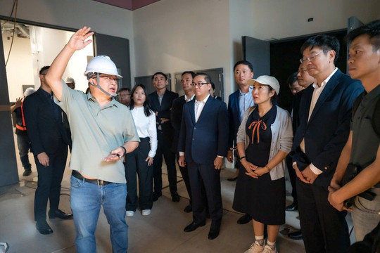 Công ty ông Đặng Thành Tâm khảo sát Data Center 32 MW, xúc tiến một trong những dự án AI lớn nhất Việt Nam, quy mô 200 MW trị giá 3,5 tỷ USD