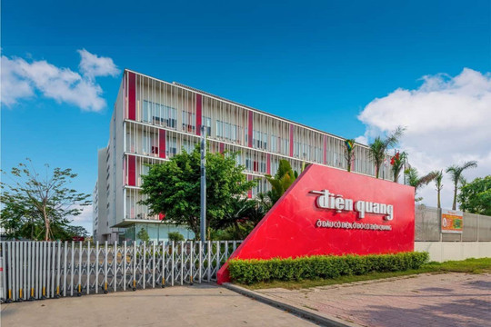 Tập đoàn Điện Quang (DQC) lên tiếng về lý do lợi nhuận sau thuế giảm gần 60% sau kiểm toán 