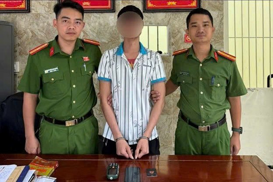 Tài khoản phát sinh giao dịch chuyển khoản 1,3 tỷ đồng, công an Hà Nội triệu tập người đàn ông SN 1992 trú tại Thái Nguyên