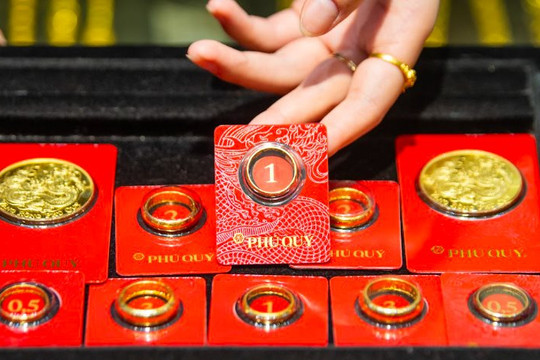 Giá vàng bạc 21/9: Phú Quý, SJC thiết lập mặt bằng giá mới, vàng nhẫn bám sát mốc 147,6 triệu đồng/lượng