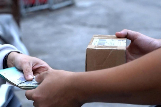 Tất cả người dân hay nhận đồ ship chú ý thông báo 'khẩn' từ công an