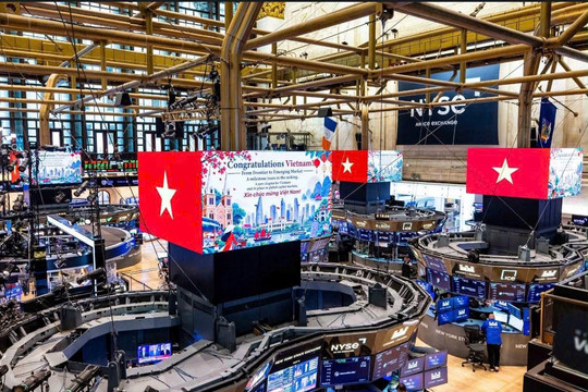 Khoảnh khắc Việt Nam giữa New York trong tuần thị trường được nâng hạng