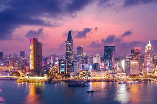 Nhìn vào việc Vingroup, Petrovietnam, Viettel… nộp thuế lớn nhất cả nước, vỡ ra nhiều chuyện