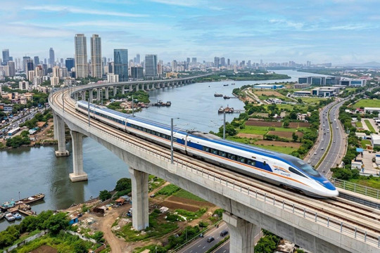 Thu hồi gần 1.400 ha đất, di dời gần 1.900 hộ dân để làm siêu dự án đường sắt tốc độ cao 320 km/h, vốn 17 tỷ USD được Nhật Bản tài trợ 81%
