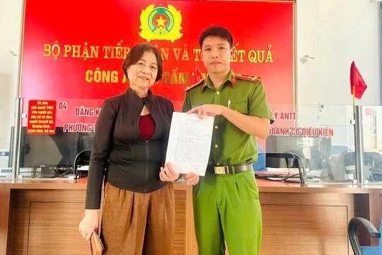 Sau cuộc gọi yêu cầu thực hiện ngay các thủ tục hành chính, người phụ nữ SN 1957 quyết không làm theo mà báo công an Hà Tĩnh