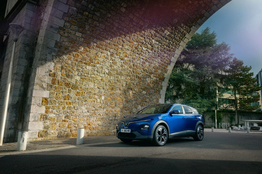 Công suất 150 kW, mô-men xoắn 310 Nm: Sức mạnh của VinFast VF 6 hữu ích thế nào trong sử dụng hằng ngày?