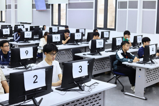 Tỷ phú Phạm Nhật Vượng đang tuyển 20.000 người “vừa học vừa nhận tiền”, có cơ hội được Vingroup mời làm việc với mức lương gần 50 triệu đồng