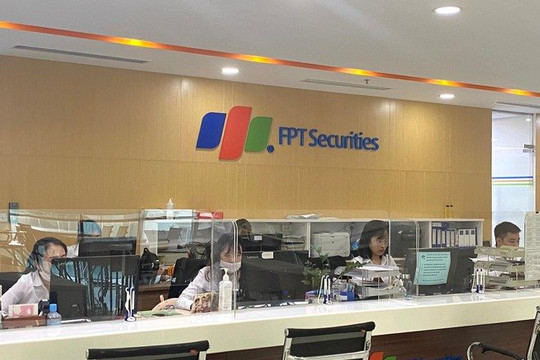 Vi phạm hành chính về thuế, FPTS bị xử phạt