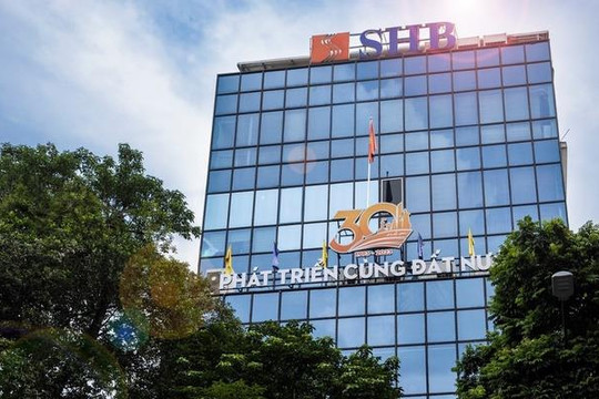 Hơn 63.000 cổ đông mua ưu đãi cổ phiếu SHB giá 12.500 đồng, đợi 5 tháng chưa được giao dịch, thị giá còn 10.050 đồng