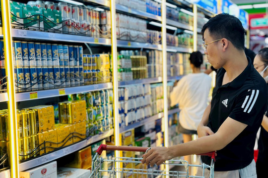 Vì sao bia Vạn Lực của Trung Quốc 'biến mất' trên thị trường Việt Nam?