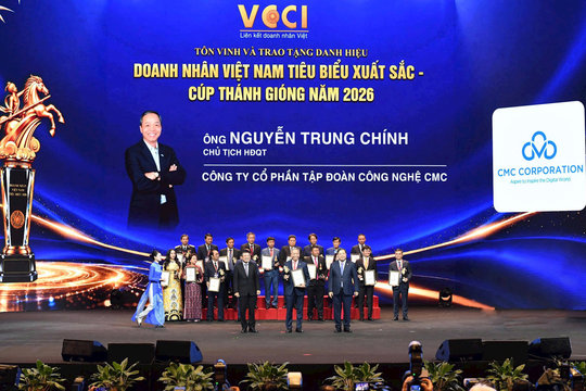 Chủ tịch CMC được vinh danh Doanh nhân Việt Nam tiêu biểu