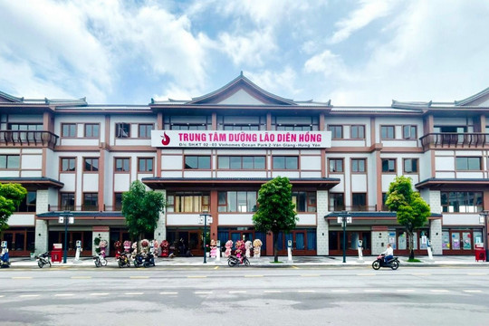 Việt Nam có 1 hệ thống viện dưỡng lão đã chạm mốc 10 cơ sở: Đa dạng mô hình từ nghỉ dưỡng đến bán trú, tổ chức giải cho người già chơi pickleball, đá bóng