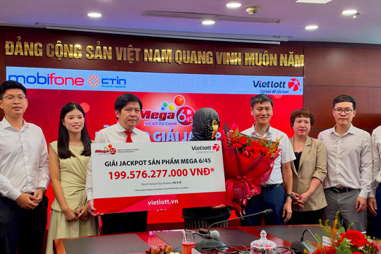 Từ 20.000 đồng, nữ khách hàng lập kỷ lục trúng thưởng Vietlott gần 200 tỷ đồng