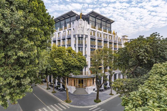 Việt Nam có một khách sạn chỉ 47 phòng được tạp chí Mỹ đánh giá thuộc top tốt nhất Đông Nam Á 2026: Do “phù thủy kiến trúc” danh tiếng toàn cầu thiết kế, bên trong sở hữu hơn 1.000 kỷ vật nghệ thuật