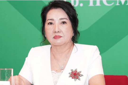 Chỉ 3 ngày sau khi trở lại ghế CEO, bà Nguyễn Thị Như Loan giàu thêm 137 tỷ đồng, cổ phiếu trắng bên bán
