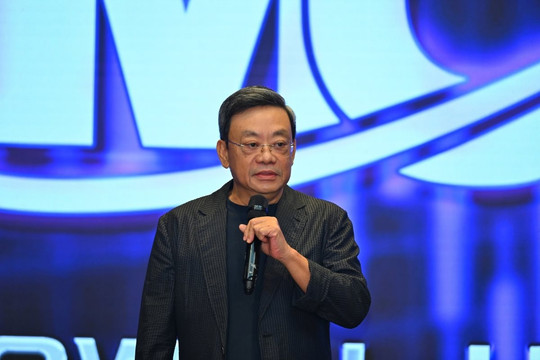 Vì sao khối ngoại “bên trọng, bên khinh” hai công ty tỷ đô của tỷ phú Nguyễn Đăng Quang: Một bên mua nghìn tỷ MSR, một bên bán mạnh tay MCH?