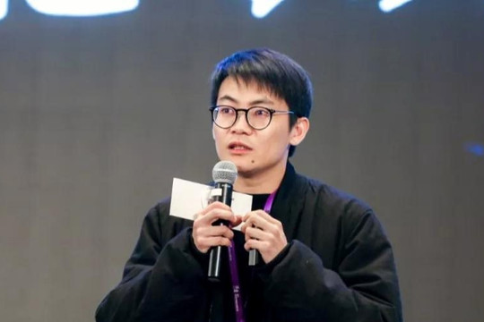 Phát hiện nam sinh kiếm tiền tỷ từ khi còn học đại học, 40 tuổi sở hữu khối tài sản hơn 85.000 tỷ đồng