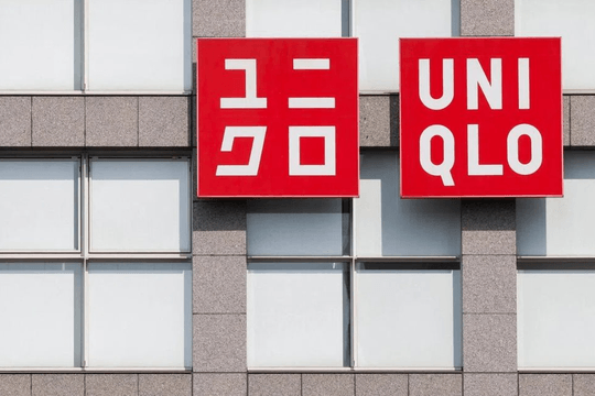 Uniqlo tăng giá loạt sản phẩm