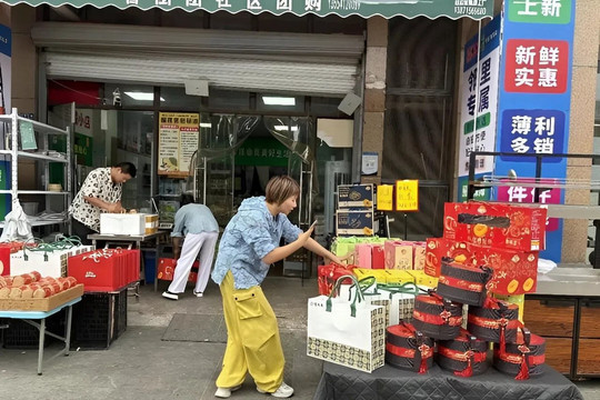 Vỡ nợ 3,9 tỷ đồng vì kinh doanh thất bại, người phụ nữ khởi nghiệp bán nho và trứng trả hết 2,3 tỷ đồng sau 2 năm