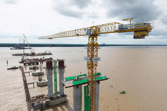 Việt Nam đang xây cây cầu có trụ tháp cao bằng toà nhà 35 tầng, nhịp chính dài thứ 2 cả nước, dự kiến hoàn thành năm 2028