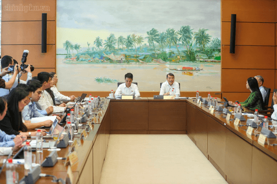 Thủ tướng Lê Minh Hưng: Thu hồi đất chuyển từ "bồi thường tài sản" sang "tái thiết cuộc sống" cho người dân