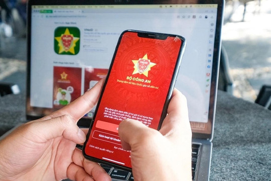 Từ nay, 12 dịch vụ công sau chính thức được tích hợp trên VNeID, người dùng cả nước cần biết để không bỏ lỡ quyền lợi