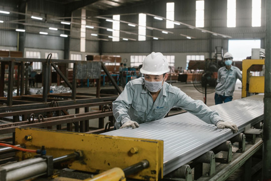 Đề xuất đưa thuế xuất khẩu một số mặt hàng nhôm, gỗ về 0%