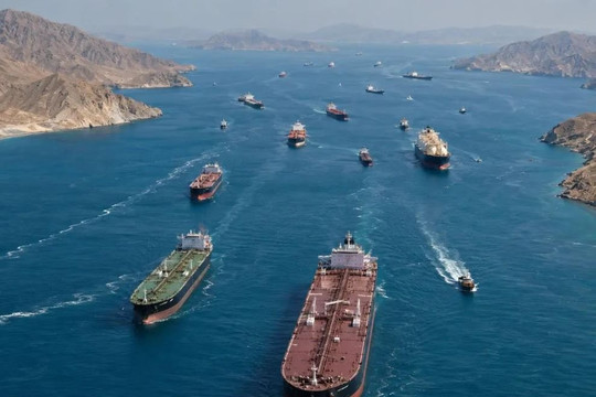 Hormuz chưa thông suốt, thị trường LNG khó thoát khủng hoảng