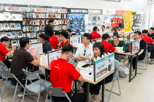 CellphoneS mở bán iPhone Duo chính hãng, ưu đãi đến 5 triệu