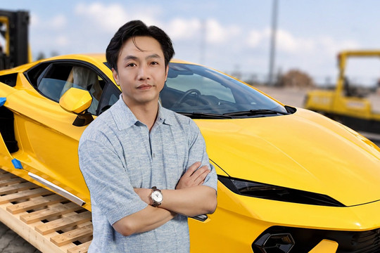 Cường Đô La quyết tặng Lamborghini 30 tỷ, màu vàng rực rỡ cho khách mua nhà