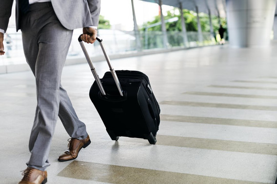 Giải quyết bất cập trong kiểm soát chi phí công tác của doanh nghiệp Việt
