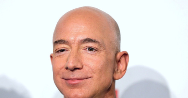 Rộ tin đồn Jeff Bezos sẽ trở lại làm CEO sau khi Amazon sa thải 18.000 ...