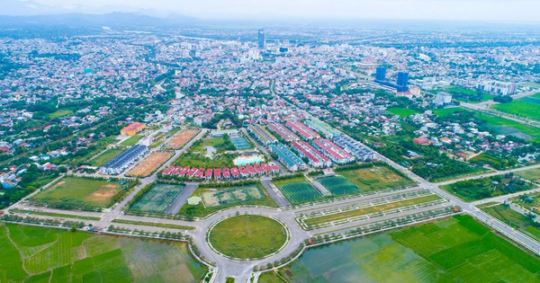 Read more about the article Bất động sản Thừa Thiên Huế: Giao dịch đất nền cao gấp gần 158 lần chung cư