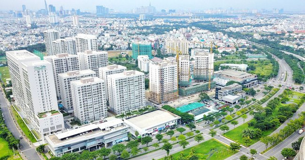 Read more about the article TS Cấn Văn Lực: Chủ đầu tư nên chiết khấu 30 – 40% bởi giá bất động sản thời gian qua tương đối cao