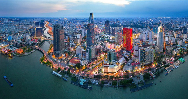 Read more about the article Thị trường gặp khó khăn, giá bất động sản tại Hà Nội và TP.HCM vẫn tăng