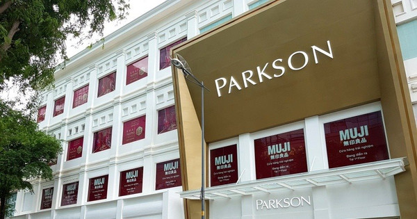 Read more about the article Parkson chính thức rút khỏi thị trường Việt Nam sau 18 năm kinh doanh, bài toán về mặt bằng được giải quyết thế nào?
