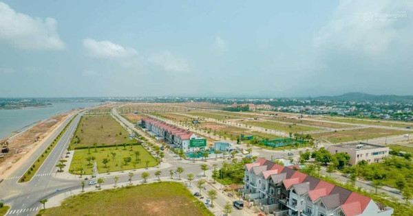 Read more about the article Xuất hiện một chủ đầu tư tung “chiêu” hạ giá bán đất nền có sổ đỏ, chỉ phải vào tiền 50%