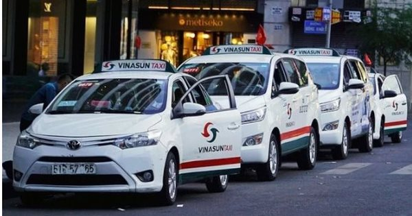 Ông lớn taxi truyền thống chơi lớn: Thay toàn bộ màn hình hiển thị cước phí, thêm công nghệ "chốt giá" độc lạ