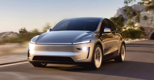 Tesla Model Y 2025 ra mắt: Xe điện bán chạy nhất thế giới nhanh hơn, tương lai hơn và đắt hơn