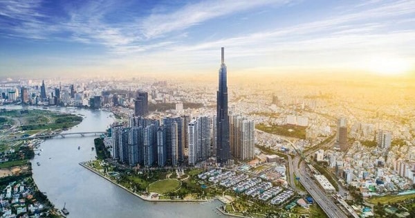 Doanh thu Vingroup (VIC) nửa đầu năm 2025 tăng gấp đôi, mỗi ngày thu về hơn 724 tỷ đồng