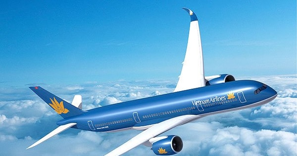 Cổ phiếu Vietnam Airlines tăng trần, vượt đỉnh lịch sử, trắng bên bán: Chuyện gì đang xảy ra?