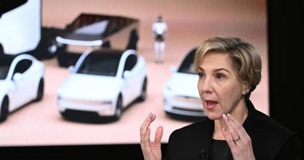 Chủ tịch Tesla: Chỉ Elon Musk đủ sức lèo lái công ty 10 năm tới, là thiên tài hiếm khi xuất hiện