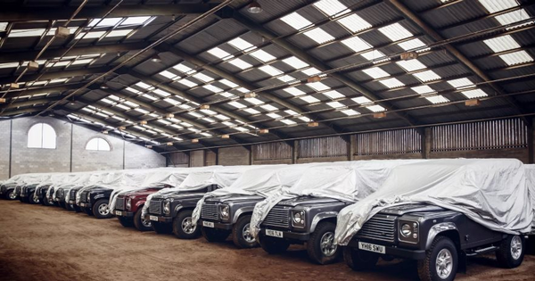 Mua liền 240 chiếc ô tô cũ sắp ngừng sản xuất, doanh nhân biến thành ‘mỏ vàng’ 1.800 tỷ đồng