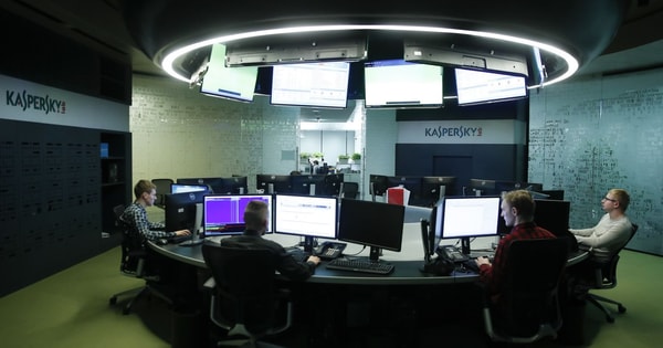 Một ngành của Nga càng trừng phạt càng đạt doanh thu kỷ lục: Phương Tây nhận ra mọi công sức đều tan tành