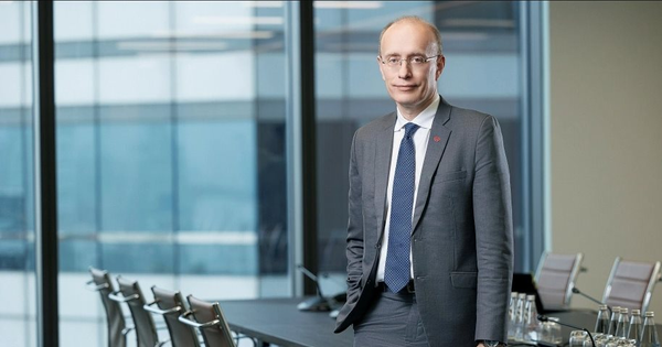 CEO Techcombank: AI sẽ là chìa khóa vàng cho Việt Nam vượt bẫy thu nhập trung bình