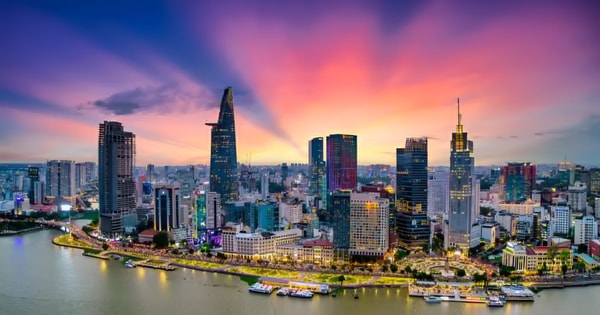 PRIVATE 100 trong bức tranh toàn cảnh của TOP 200: Câu chuyện về rủi ro thuế theo các sắc thuế và theo ngành kinh doanh