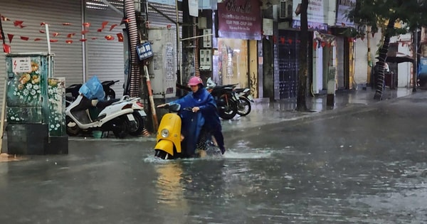 Cập nhật mới nhất các tuyến đường ở Hà Nội có nguy cơ ngập nặng