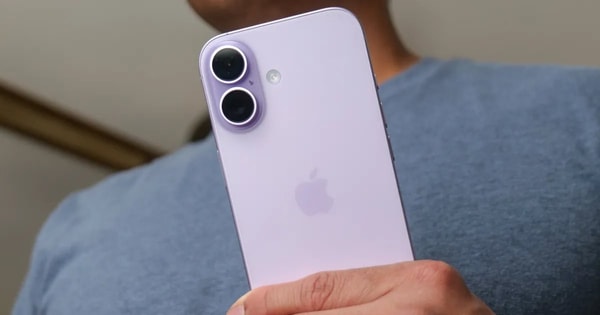 iPhone đã sao chép đủ thứ từ Android, vậy mà còn mỗi tính năng hay nhất này lại mãi không "đánh cắp" được