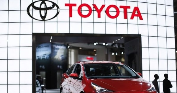 Toyota vạch trần sự thật về xe hybrid